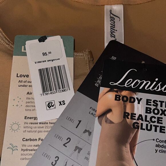 LEONISA SHAPEWEAR NWT Open Bust Firm Compression Body Shaper Boyshort XS - Picture 7 of 7